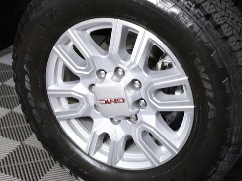 Used 2021 GMC Sierra 2500 SLT w/ SLT Convenience Package image 7