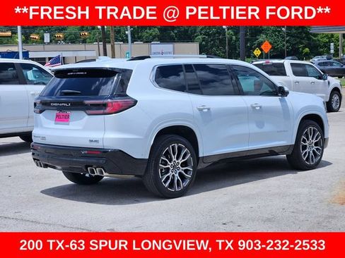 Used 2026 GMC Acadia Denali Ultimate w/ LPO, Floor Liner Package AWD/4WD image 4
