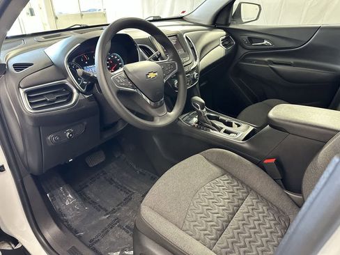 Used 2023 Chevrolet Equinox LT w/ LPO, Floor Liner Package image 10