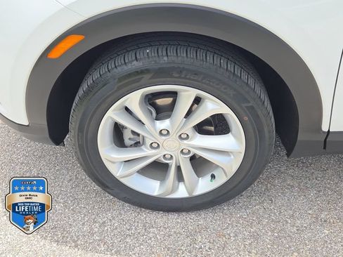 Certified 2023 Buick Encore GX Preferred FWD image 6