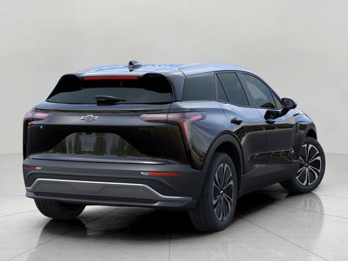 New 2026 Chevrolet Blazer EV LT image 4