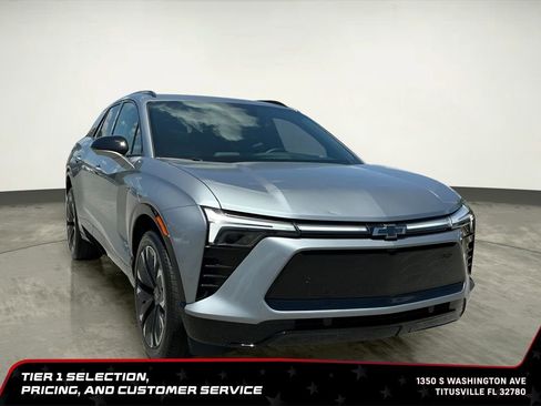 Used 2025 Chevrolet Blazer EV RS AWD/4WD image 10