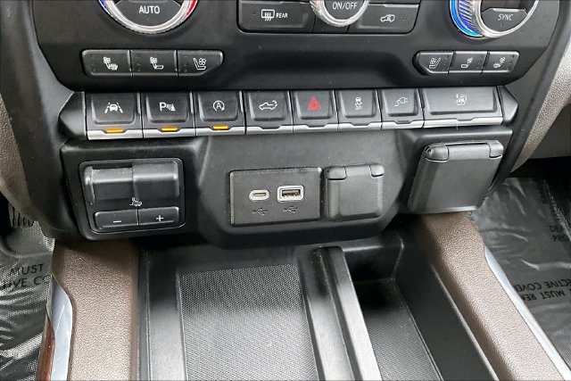 Used 2020 GMC Sierra 1500 SLT w/ SLT Premium Plus Package AWD/4WD image 24