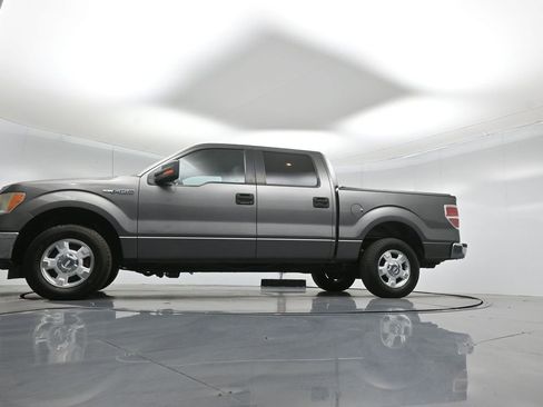 Used 2013 Ford F150 XLT w/ Mid Equipment Group image 7
