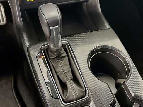 Used 2025 Honda Civic Sport image 24