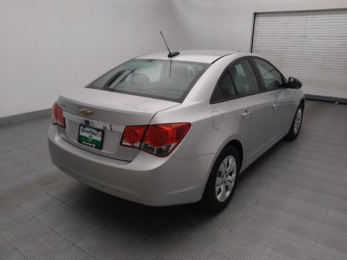 Used 2015 Chevrolet Cruze LS FWD image 9