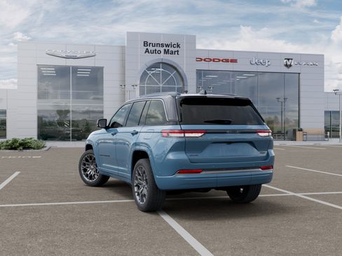 New 2026 Jeep Grand Cherokee Summit AWD/4WD image 3