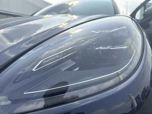 Used 2022 Porsche Macan AWD/4WD image 44