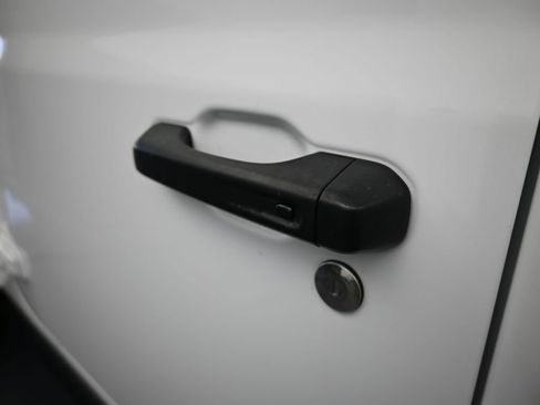 Used 2024 Jeep Gladiator Sport image 34