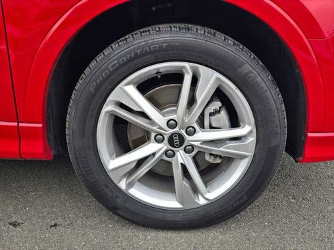 Used 2024 Audi Q3 2.0T Premium Plus w/ Premium Plus Package image 9