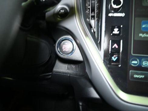 Used 2025 Subaru Crosstrek 2.0i Premium w/ Crosstrek Mirror Package image 36