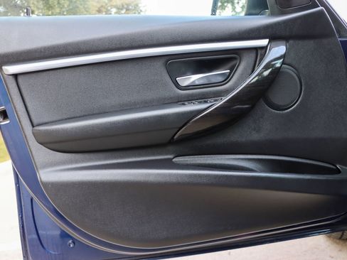 Used 2018 BMW 330i xDrive Sedan image 13