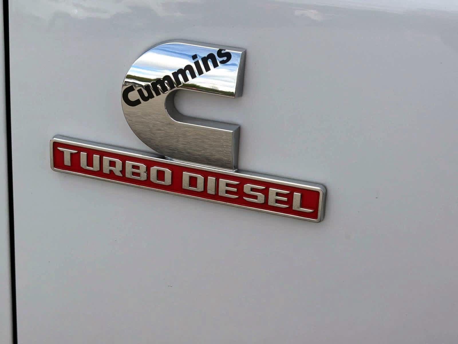 Used 2022 RAM 3500 Tradesman w/ Chrome Appearance Group AWD/4WD image 8