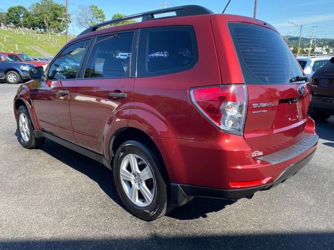 Used 2012 Subaru Forester 2.5X w/ Popular Pkg 3 AWD/4WD image 5