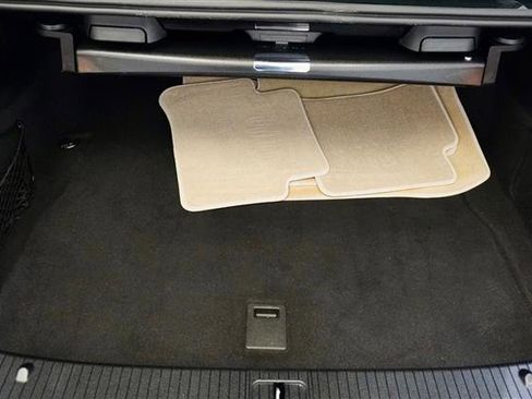 Used 2012 Mercedes-Benz E 350 4MATIC Sedan image 43