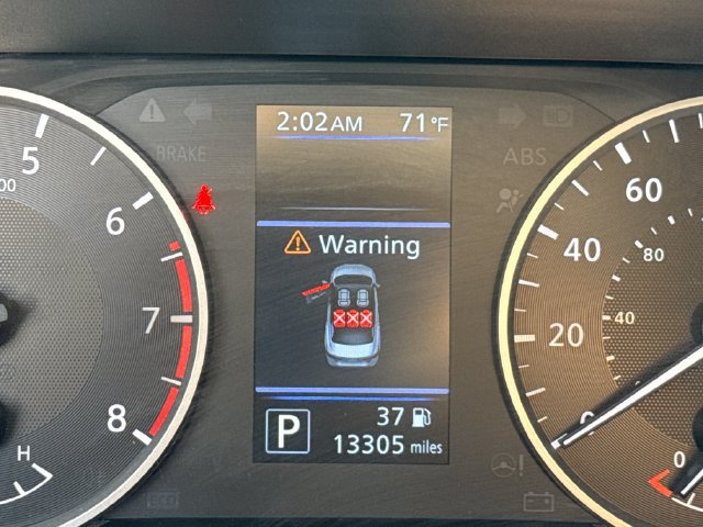 Used 2025 Nissan Sentra S w/ Trunk Package FWD image 17