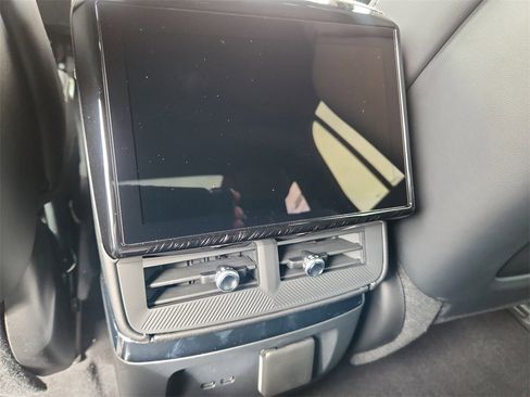 New 2026 Cadillac Vistiq Luxury image 20