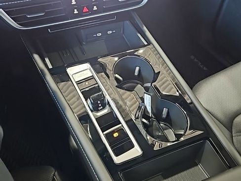New 2026 Volkswagen Atlas SE AWD/4WD image 35