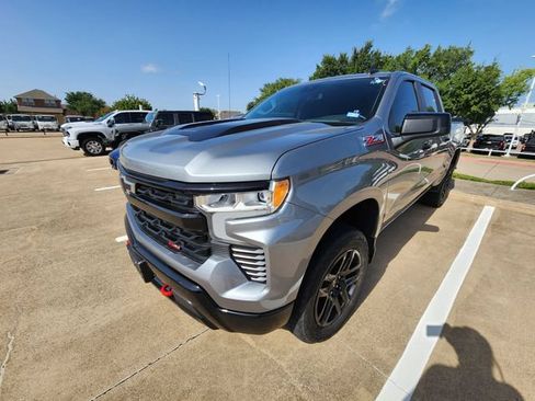 Used 2024 Chevrolet Silverado 1500 LT Trail Boss w/ Protection Package AWD/4WD image 3