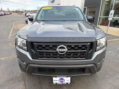 Used 2023 Nissan Frontier S image 2