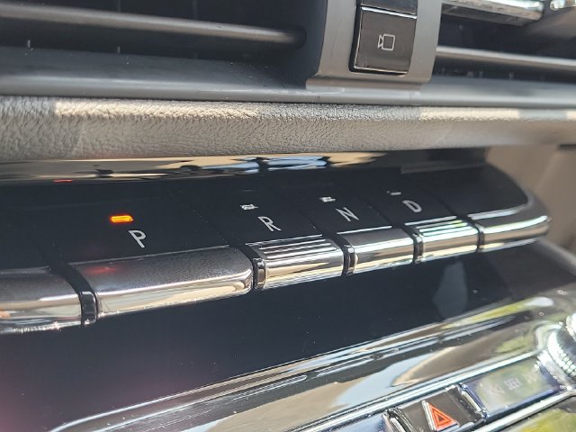 Certified 2022 Lincoln Corsair FWD image 29