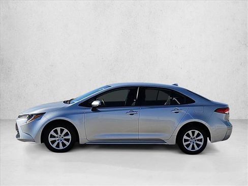 Certified 2023 Toyota Corolla LE image 8