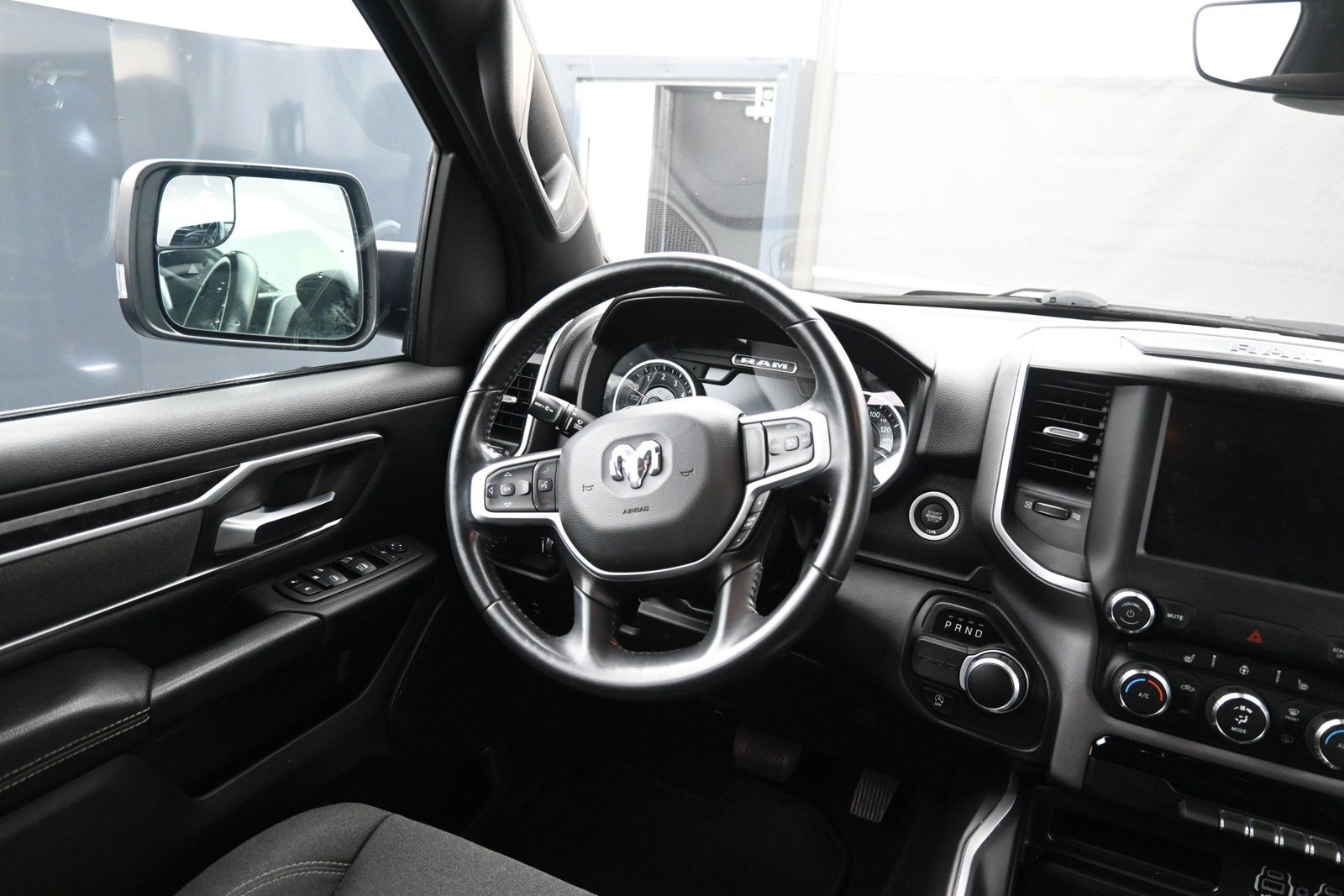 Used 2023 RAM 1500 Big Horn RWD image 25
