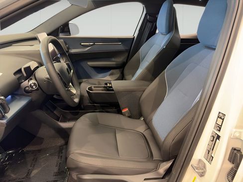 New 2026 Volvo EX30 Cross Country Ultra w/ Protection Package image 7