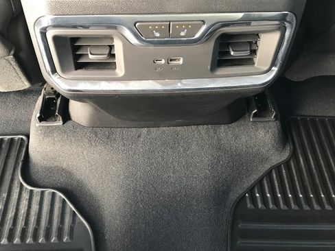 Used 2024 Chevrolet Silverado 2500 LTZ w/ LTZ Convenience Package image 16