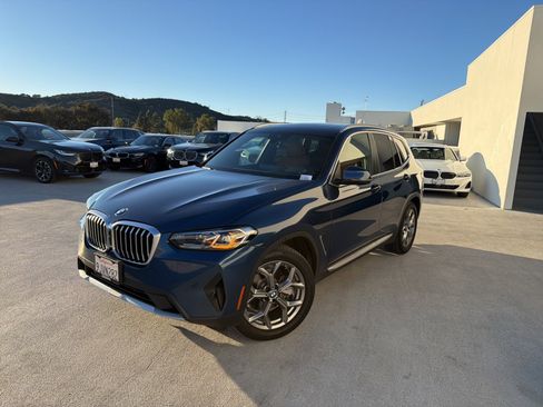 Certified 2024 BMW X3 sDrive30i w/ Premium Package image 3