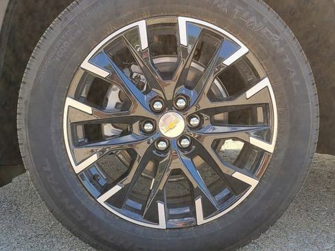 New 2026 Chevrolet Traverse LT w/ Sun and Wheel Package image 12