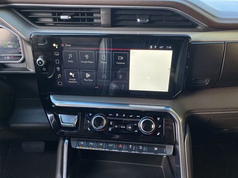 Used 2022 GMC Sierra 1500 Denali w/ Denali Reserve Package AWD/4WD image 23