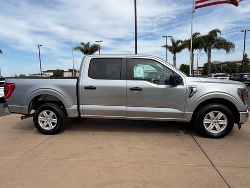 Used 2023 Ford F150 XLT RWD image 4