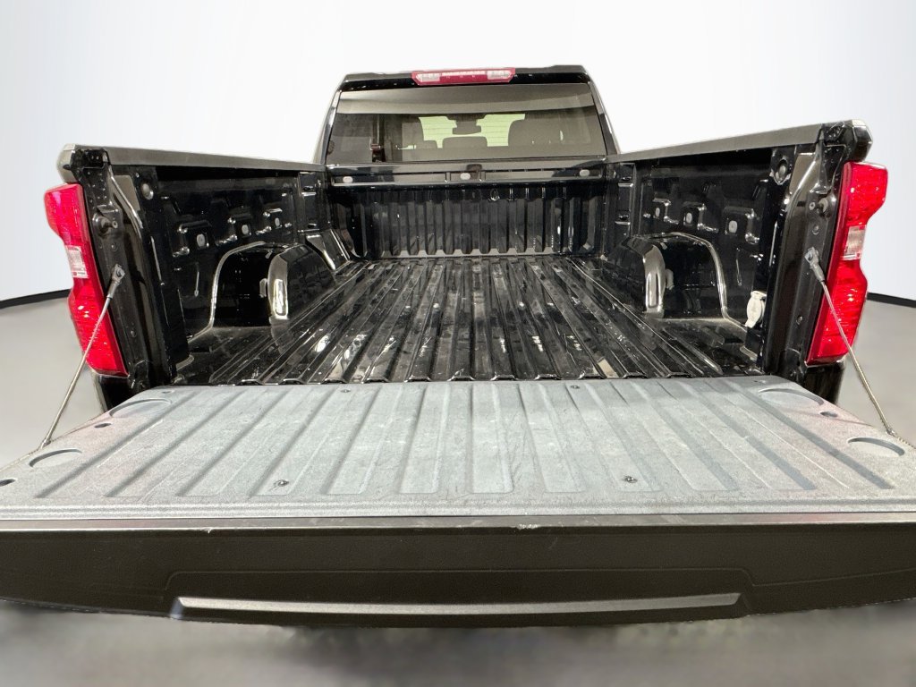 Used 2024 Chevrolet Silverado 1500 Custom w/ Turbomax Blackout Package AWD/4WD image 26