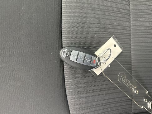 Used 2023 Nissan Sentra SV FWD image 12