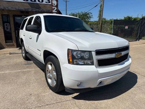 Used 2014 Chevrolet Tahoe LT w/ Luxury Package RWD image 1