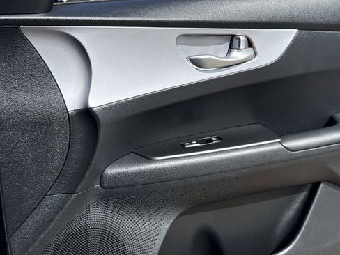 Used 2024 Kia Forte LXS image 26