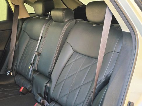 Used 2011 INFINITI FX50 AWD w/ Sport Pkg image 74