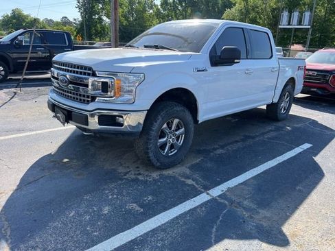 Used 2019 Ford F150 XLT w/ Equipment Group 302A Luxury AWD/4WD image 4