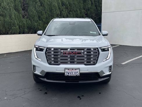 Used 2026 GMC Acadia Denali w/ Super Cruise Package FWD image 2