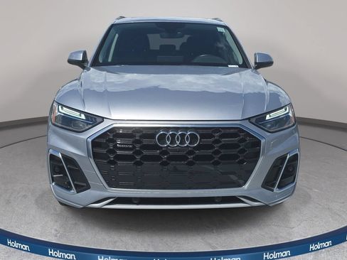 Used 2023 Audi Q5 2.0T Premium Plus w/ Premium Plus Package AWD/4WD image 3