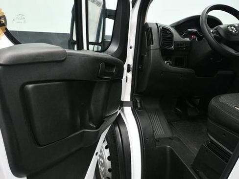 Used 2023 RAM ProMaster 2500 FWD image 17