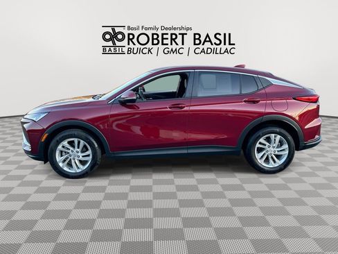 Used 2024 Buick Envista Preferred w/ Convenience I Package FWD image 5