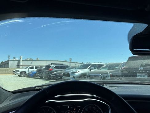 Used 2015 Dodge Challenger R/T Plus RWD image 23
