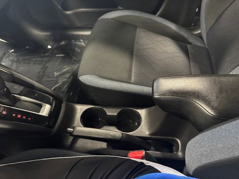 Used 2023 Nissan Versa SV image 19