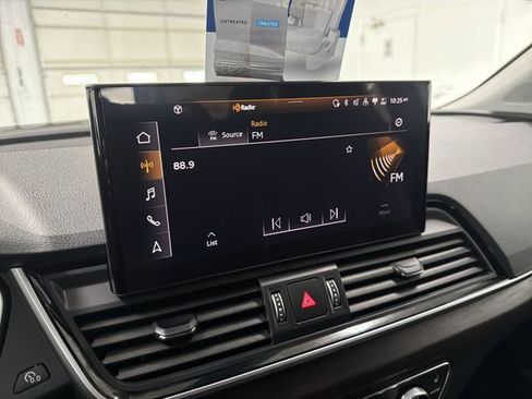 Used 2024 Audi Q5 2.0T Premium Plus AWD/4WD image 28