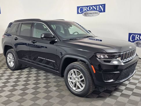 New 2026 Jeep Grand Cherokee Laredo AWD/4WD image 7
