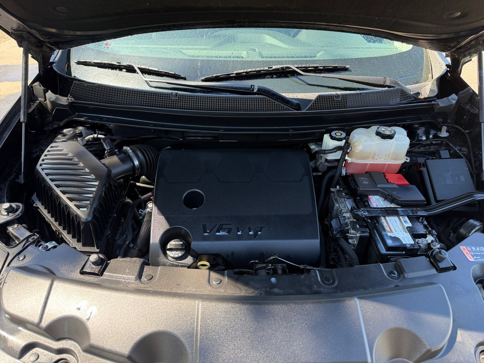 Used 2020 Chevrolet Traverse LS AWD/4WD image 35