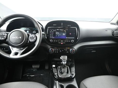 New 2025 Kia Soul S image 28