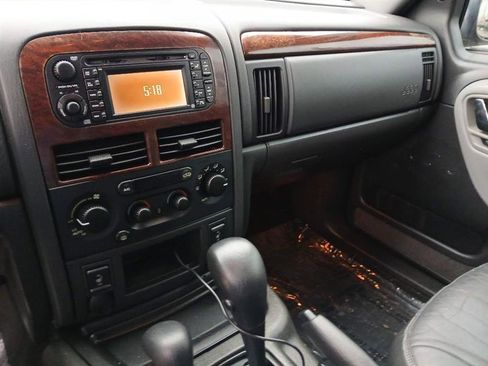 Used 2004 Jeep Grand Cherokee Overland image 11
